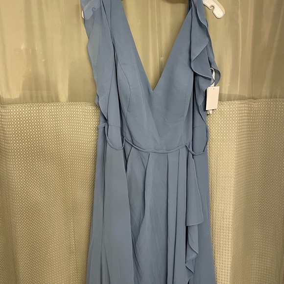 BNWT- David’s Bridal Flutter Sleeve Bridesmaid Dress with Cascade : Steel Blue - Picture 10 of 15
